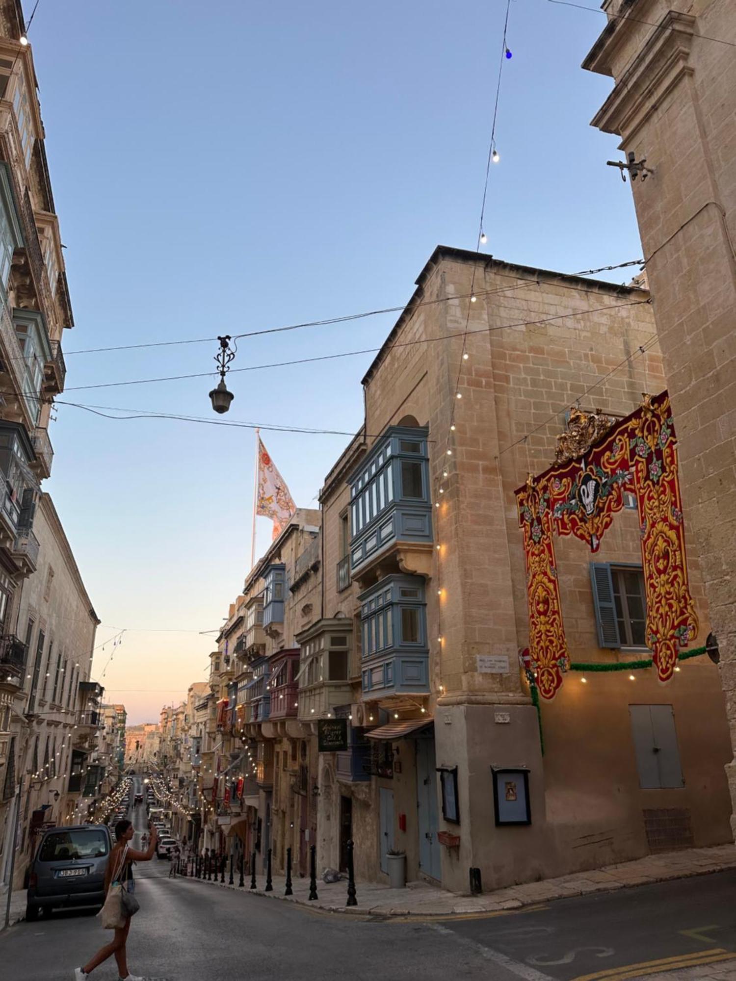 Vlt125 Experience Valletta Bagian luar foto